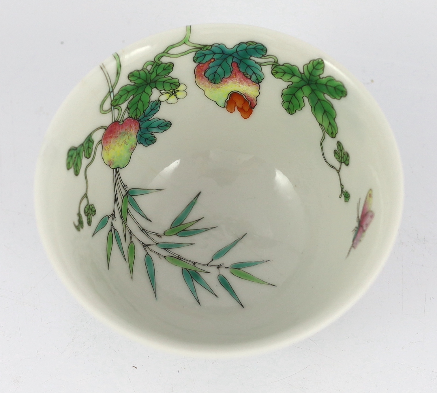 A Chinese famille rose bowl, Jiaqing seal mark and of the period (1796-1820)